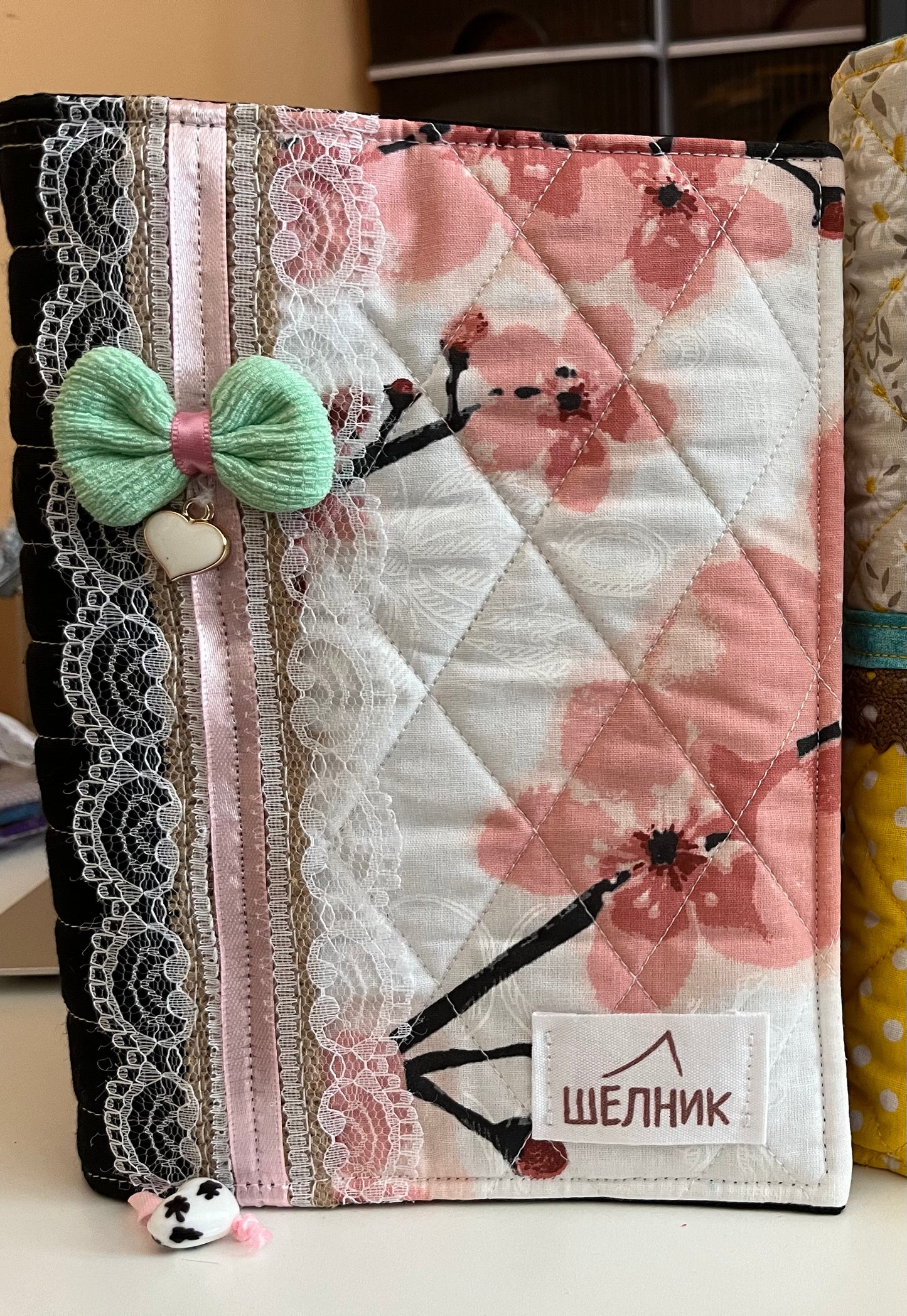 Подвързия за книга